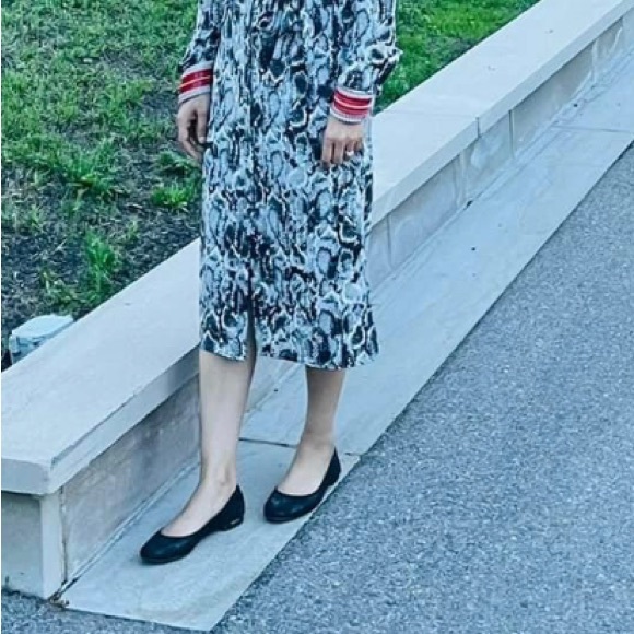 Different brand dresses - Picture 10 of 13